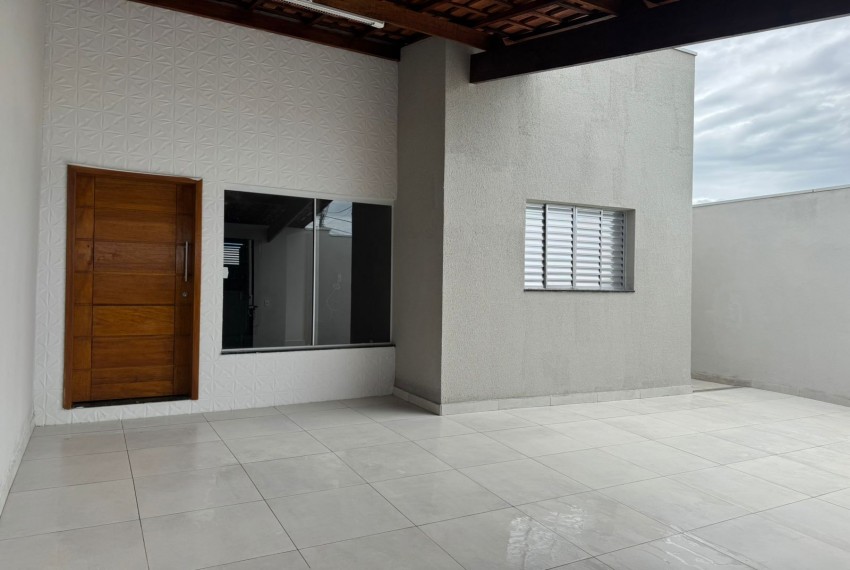 EXCELENTE CASA NO JARDIM DAS FIGUEIRAS